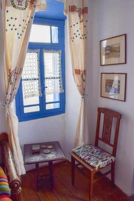 Το Πάνω Σπίτι Της Μαριάνθης Villa Marpissa Luaran gambar